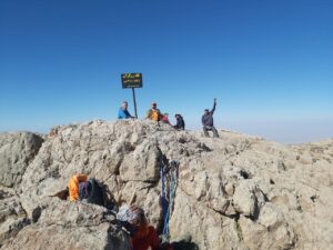 قله زرگران 1402